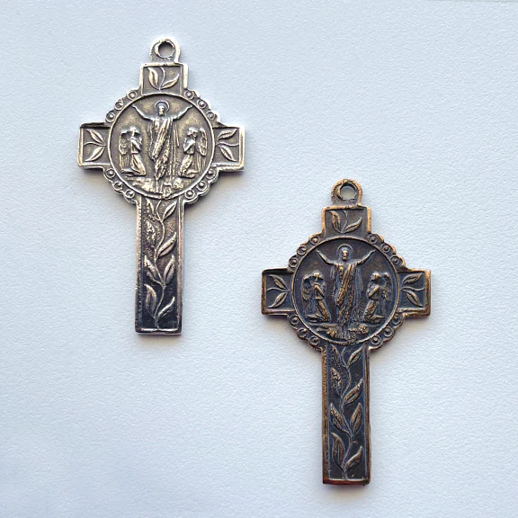 Easter Resurrection Cross, Jesus and Two Angels 1-1/2" SSME1438