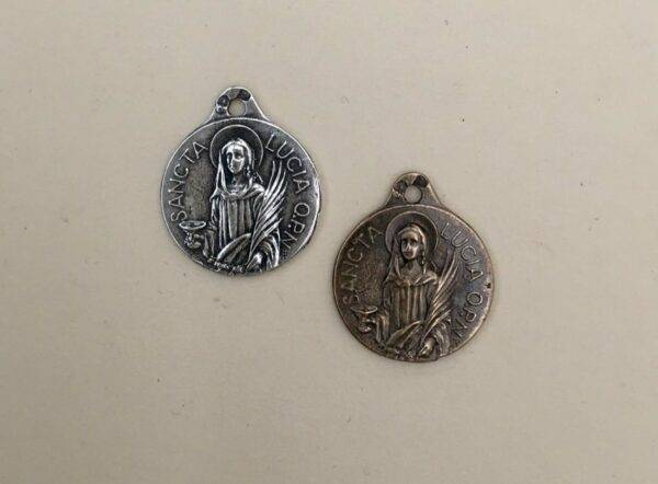 Saint Lucia (Lucy) Pray For Us/Patron Of The Blind And Of Virgins 3/4 inch Medal" - SSME1580