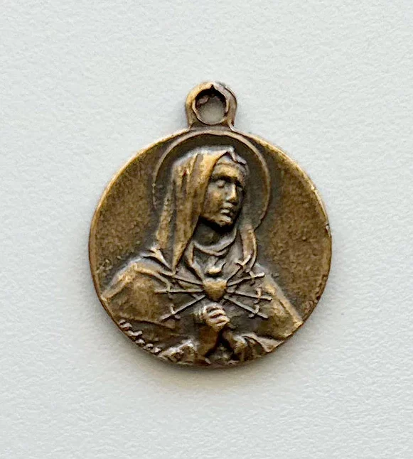 Our Lady of Sorrows Medal 597m-b