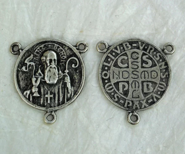 St Benedict Cross Rosary Center, Connector 1 1/4" - SSCE1328