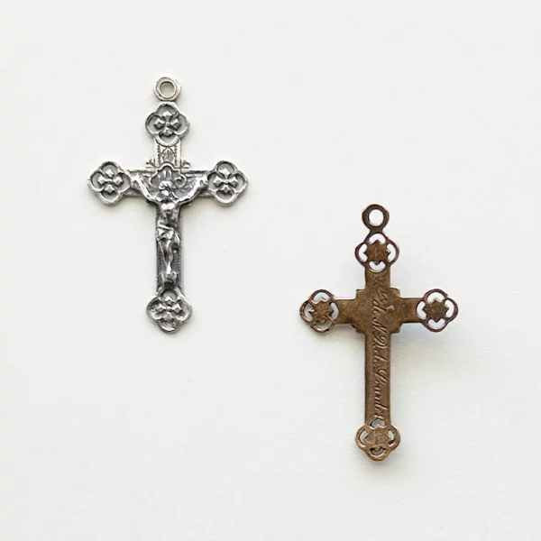 Small Celtic Crucifix 1 1/8" - SSCR741