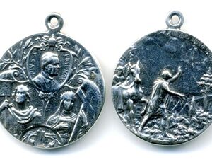 Saint Helen Medal 1 1/2" - SSME1047
